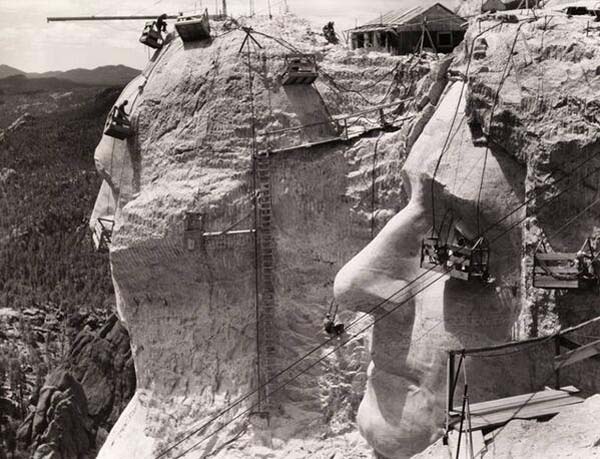 11.-Mt.-Rushmore-under-construction-1939