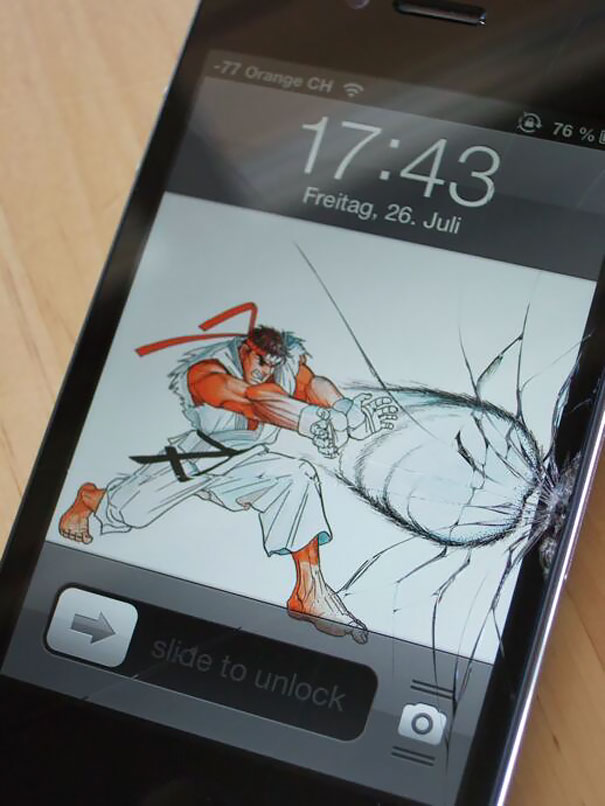 cracked-phone-screen-funny-solutions-wallpapers-4-5757d46aba34e__605